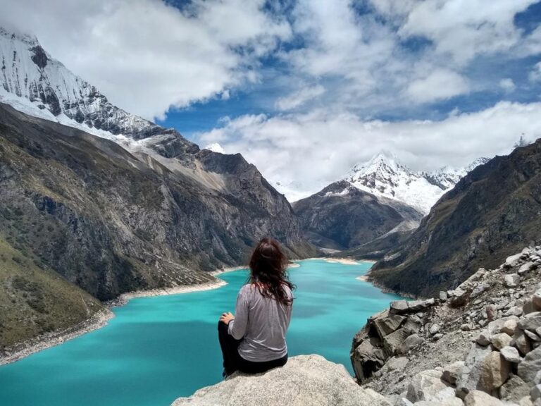laguna Paron