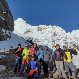 Nevado Urus - Ishinca - Tocllaraju (copia)